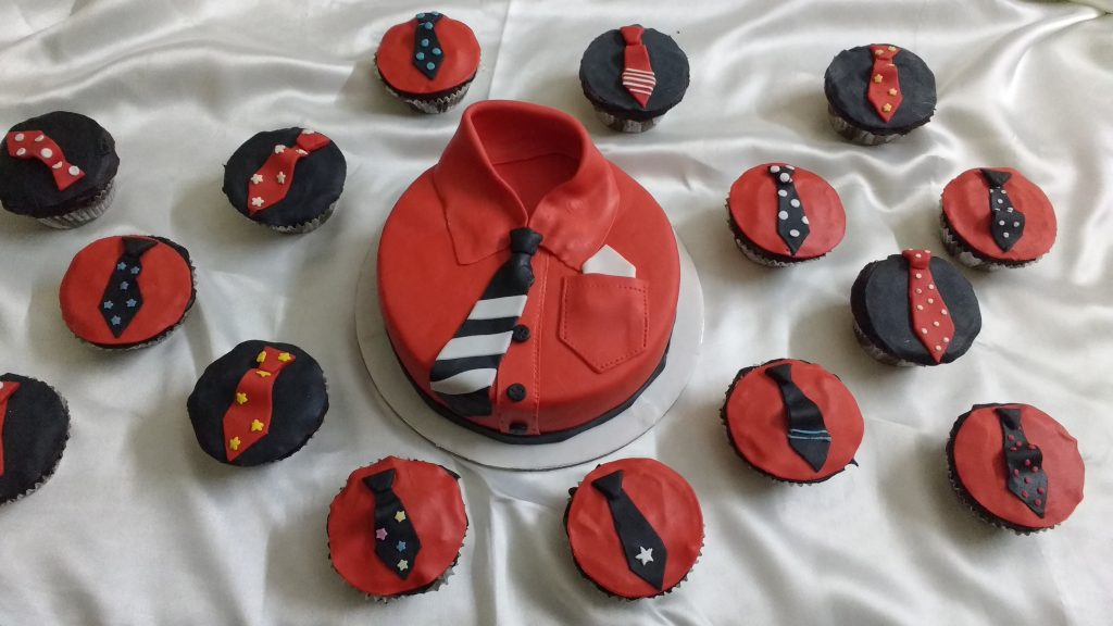 Shirt and Tie cupcakes